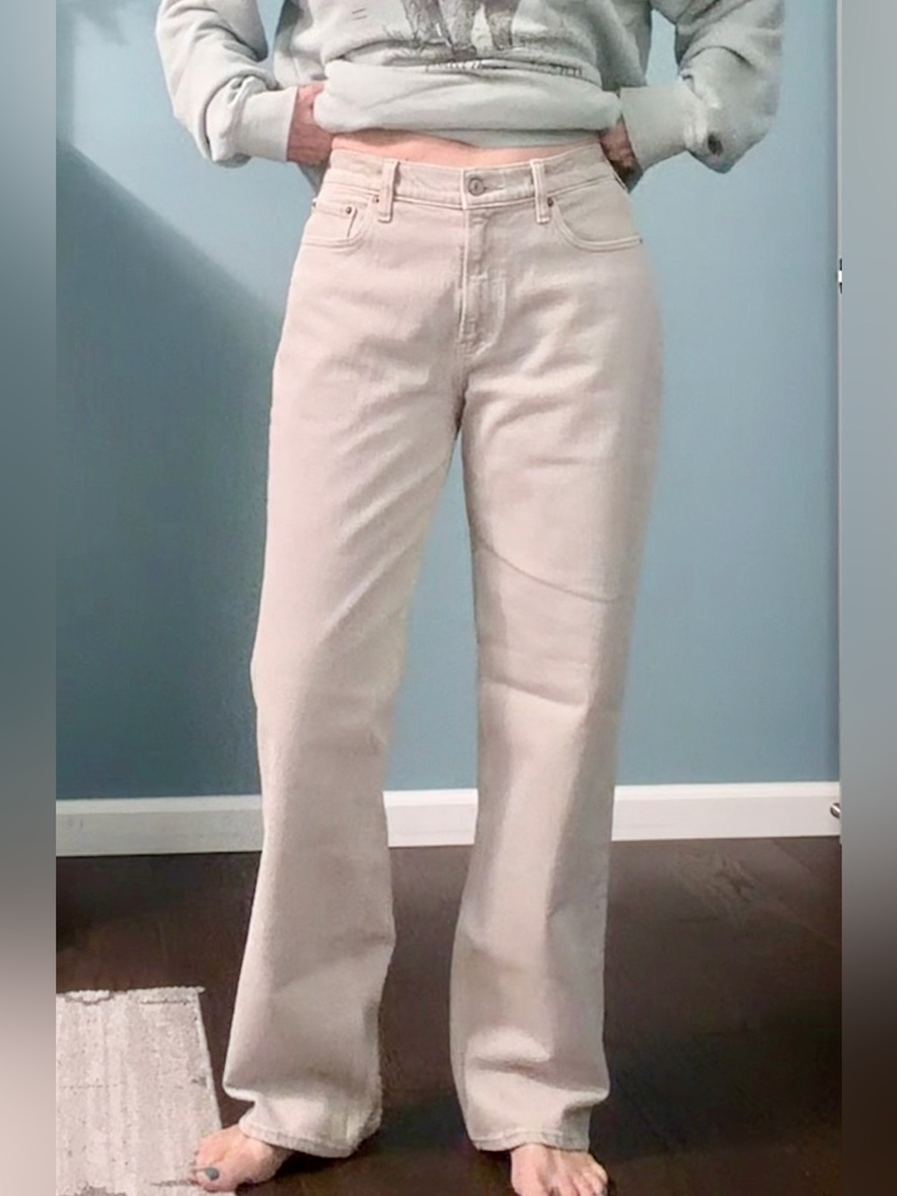 Abercrombie & Fitch, baggy fit jean, tan color, size 28 regular.